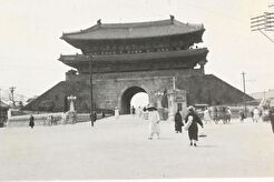 京城南大門 (1916)