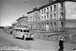 Октябрьская улица (1948)