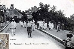 Tananarive. Rue des Canons & Cathédrale (1910)
