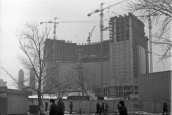 Строительство гостиницы "Космос" (1977)