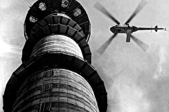 Вертолет Ми-4 на строительстве Останкинской телебашни (1964)