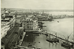 Vue de Naples prise et Port de Saint-Lucie (1865)