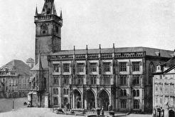 Východní průčelí staroměstské radnice (1856)