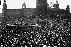 Всенародное молебствие на Красной площади в день открытия церковного собора (1917)