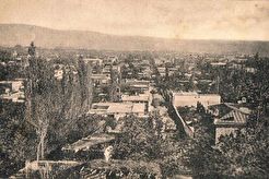 Общий вид города и улицы Абовяна от  Сараланжа и дороги в Зейтун (1900)