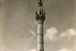 Monumento a la Independencia (1910)