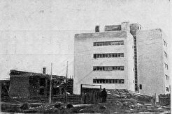 Общежитие рабочих ватной фабрики политкаторжан. Строительство (1930)
