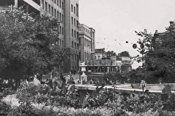 Сквер у гостиницы «Центральная» (1960)