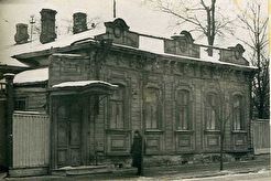Дом по улице Александровской (Свердлова / Праволыбедская) / не сохранился (1960)