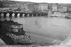 Vue du pont Morand et du quai de l'Est (1859)