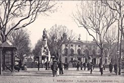 Plaza de Palacio y Gobernio Civil (1900)