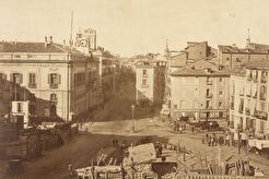 Puerta del Sol durante el inicio de los derribos previos a la reforma (1857)