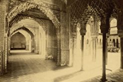 Granada. Alhambra, Sala de Justicia y Patio de los Leones (1880)