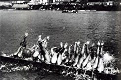 Купальщицы. Водная станция на Кропоткинской набережной (1928)