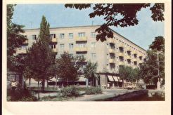 Перекресток улиц Ленина и Гоголя (1960)
