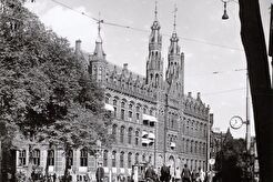 Nieuwezijds Voorburgwal 182 / Raadhuisstraat (1940)