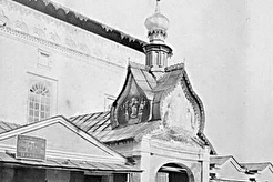 Ворота Воскресенской церкви (1880)