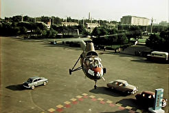 У проспекта Мира (1960)