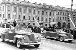 Олимпиада-80. Почётный эскорт, сопровождающий Олимпийский огонь. (1980)