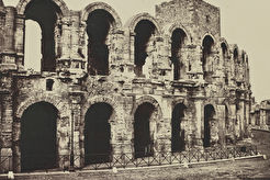 Arles. Amphithéâtre (1861)