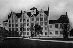 Volksschulhaus in Schwabing (1900)