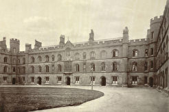 Cambridge. Trinity College, New Court (1865)