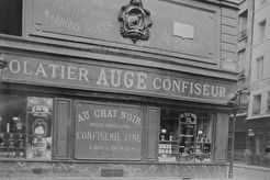 La maison natale de Scribe : Au Chat Noir (1900)