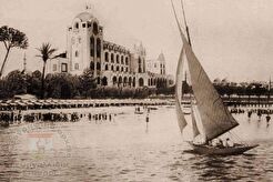 Вид с моря на пляж Элли (Elli Beach) и отель Grande Albergo delle Rose (1929)