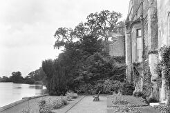 Bishopthorpe Palace. Bishopthorpe Road. York (1890)