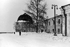 Гостиный двор (1960)