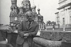 Кочедамов Виктор Ильич на набережной канала Грибоедова (1960)