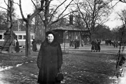 На бульваре Профсоюзов (1950)