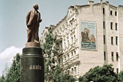 В начале бульвара Тараса Шевченка (1950)