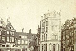 Rokin. Beurspoortje, gezien vanaf de Vijgendam (1859)