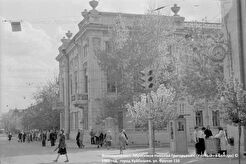 Куйбышев. Перекрёсток улиц Фрунзе и Льва Толстого (1960)