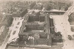 Stadtschloss, Luftbild von Osten (1920)