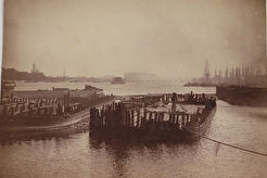 Вид на Неву (1880)