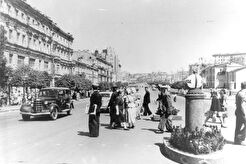 Вид Хрещатика від Бессарабської площі (1950)