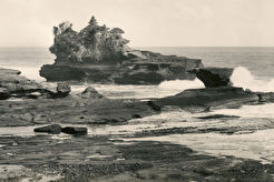 Bali. Kuno Tempo Doeloe Pura Tanah Lot (1939)