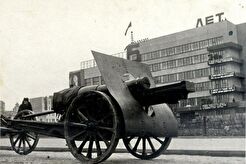Свердловск. Площадь труда. Парад войск в 15-ю годовщину революции (1932)