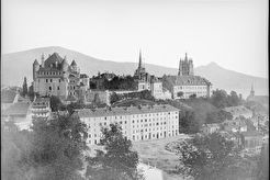 Le château et la cathédrale (1855)