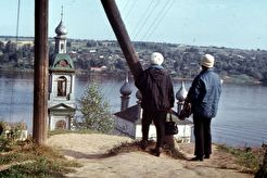 Вид на Волгу и Воскресенскую церковь (1978)