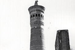 Минарет Калян (1960)