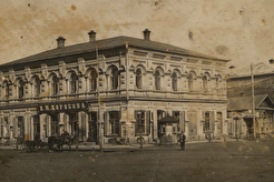 Посад Мелекесс. Торговый дом П.М.Коробова (1900)
