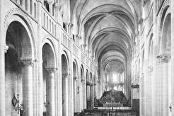 Caen. Abbaye aux Dames : Vue de la nef de l'église de la Trinité (1865)