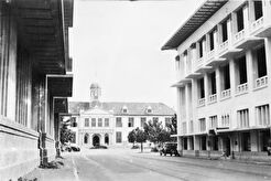 Batavia. Stadhuis gezien vanuit de Prinsenstraat (1929)