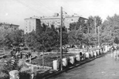 Сталинск. Гостиница "Металлург" (1960)