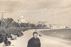 На набережной (1960)