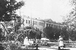 Свердловск. Сквер на плотине городского пруда (1930)