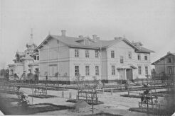 Дом призрения душевнобольных императора Александра III (1880)